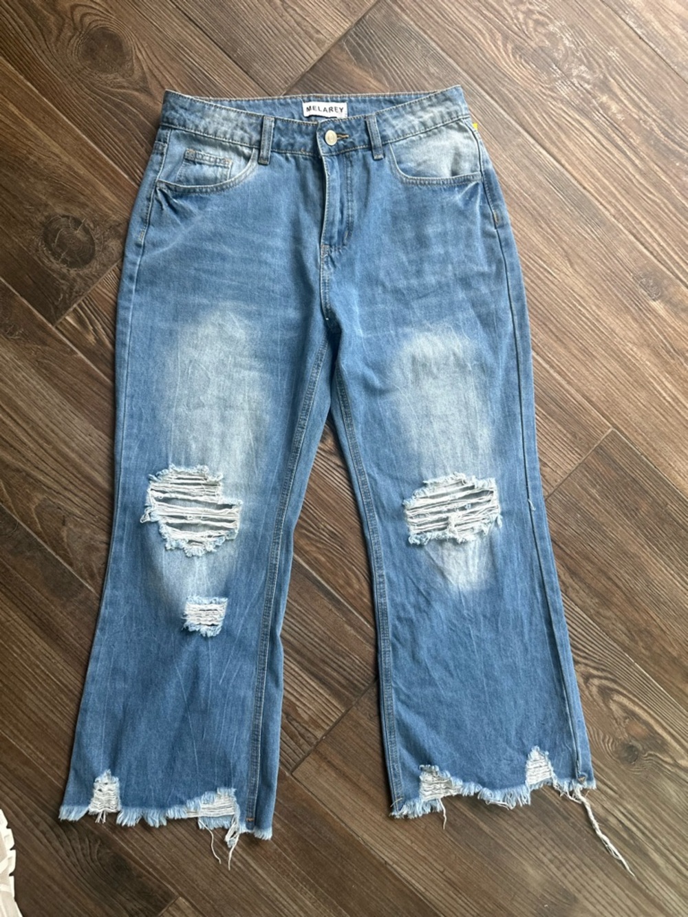 Light Blue Distressed Wide-Leg High-Rise Jeans for Women - Picture 4 of 13